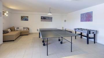 Thumbnail von Haus mit drei Appartements, Pool und Meerblick