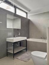 Thumbnail von Moderne Luxusvilla mit Swimmingpool und Blick bis zum Meer