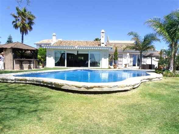 	 villa for sale in - Cabopino 