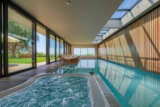 Thumbnail von Region Porec, Istrien: Luxuriöse Villa mit Indoor-Pool