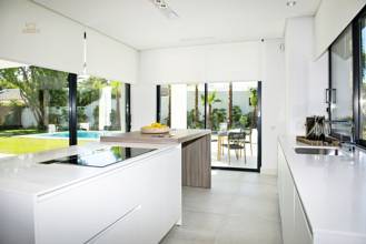 Thumbnail von villa for sale in - Guadalmina Baja