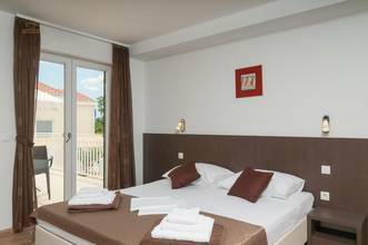 Thumbnail von Villa in ruhiger Lage mit Panorama Meerblick, Insel Brac