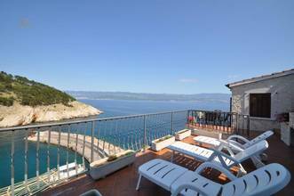 Thumbnail von Haus in traumhafter Lage auf Felsklippen am Meer