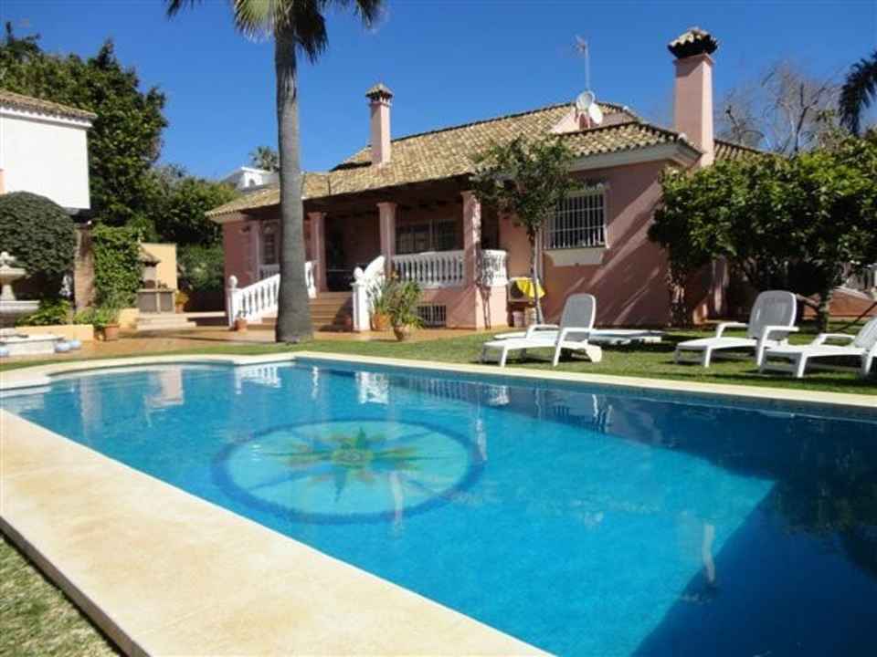 	 villa for sale in - El Rosario 