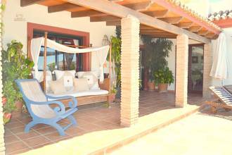 Thumbnail von villa for sale in - Estepona
