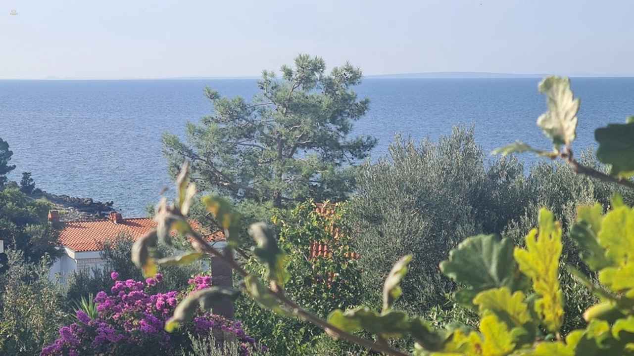 Gepflegtes Mehrfamilienhaus mit Meerblick, Insel Pag