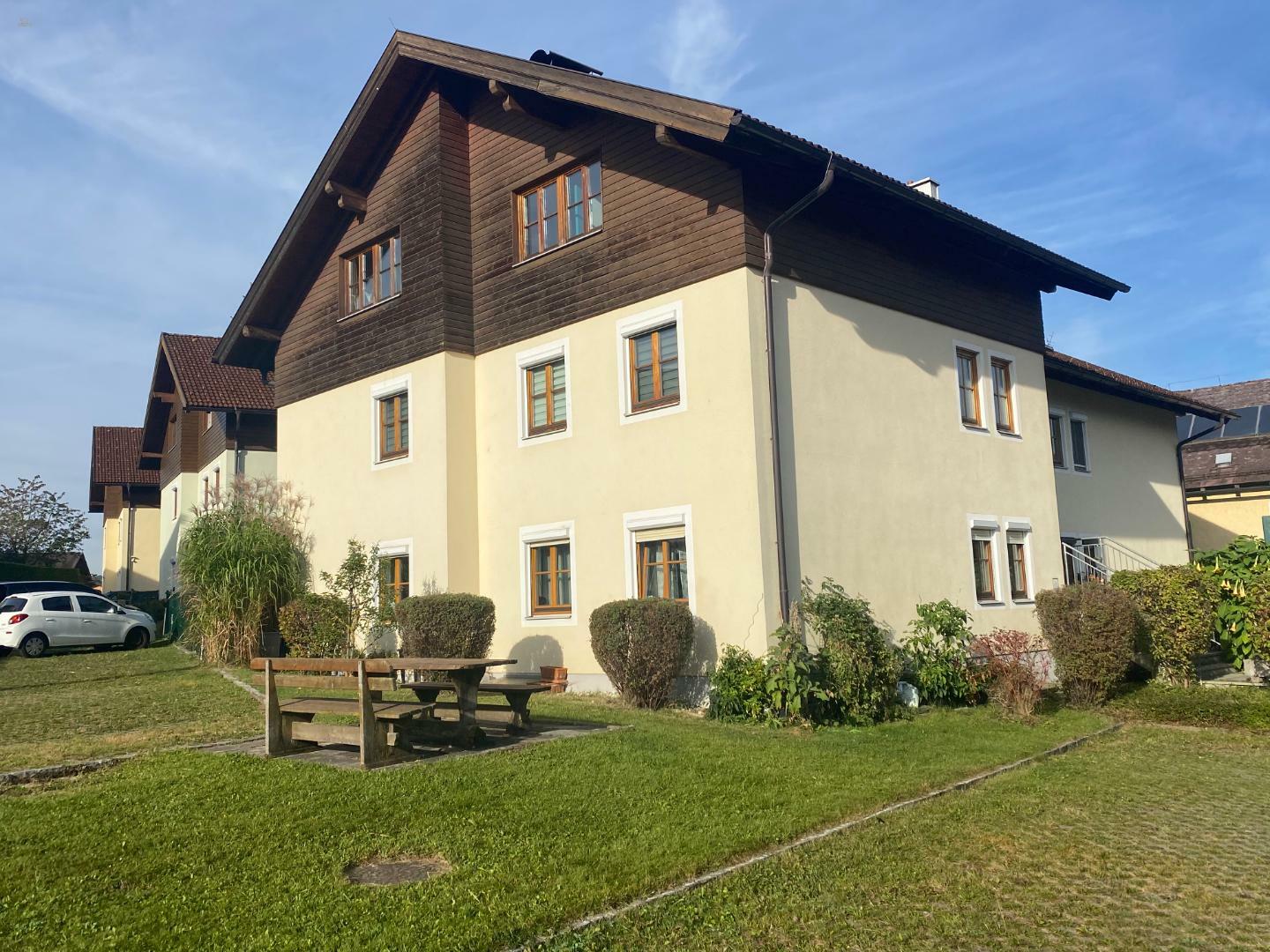 Helle 2  Zimmerwohnung in TOP Lage