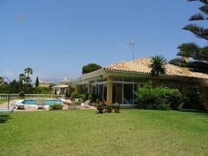 Thumbnail von villa for sale in - Elviria