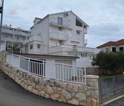 Thumbnail von Mehrfamilienappartement mit Meerblick, Insel Ciovo