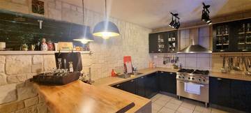 Thumbnail von 3つのモダンなヴィラとパノラマの海の景色