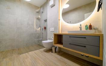 Thumbnail von Drei exklusive Villen mit traumhaften Meerblick in Marina, Region Trogir