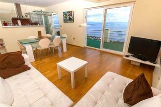 Thumbnail von Haus mit drei Wohnungen und schönem Meerblick in Lovran, Kvarner Bucht