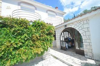 Thumbnail von Insel Solta: Villa im mediterranen Stil mit Pool in der 1. Reihe zum Meer