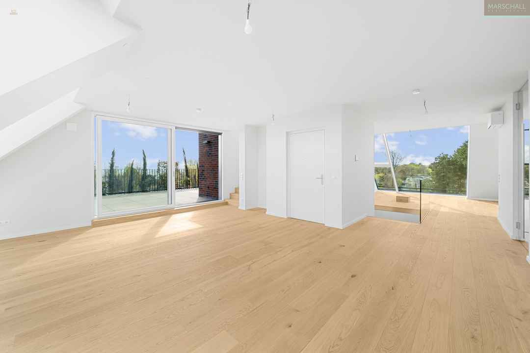 Wunderschönes Penthouse mit herrlichem Blick und Dachterrasse in Prestige Lage