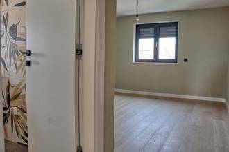 Thumbnail von Modern penthouse with rooftop terrace and panoramic views of the city and the sea