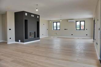 Thumbnail von Modern penthouse with rooftop terrace and panoramic views of the city and the sea