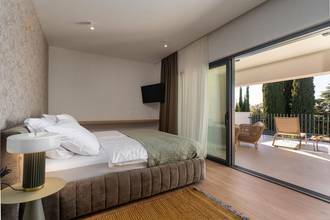 Thumbnail von Luxuriöse Maisonettewohnung mit Meerblick und Community-Pool