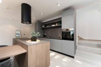 Thumbnail von Luxuriöse Maisonettewohnung mit Meerblick und Community-Pool