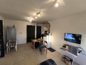 Thumbnail von Mehrfamilienhaus zur Fertigstellung mit Meerblick in Kostrena