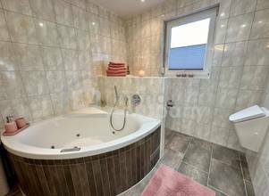 Thumbnail von HOHENEMS Barrier-free living for your family or as a couple in a comfortable bungalow - another absolute highlight is the generously sized property.