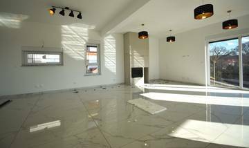 Thumbnail von Moderne Villa mit schönem Meerblick, Region Krk