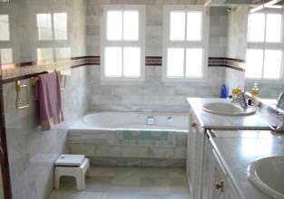 Thumbnail von villa for sale in - La Cala de Mijas