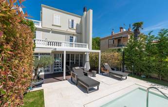 Thumbnail von 素晴らしいロケーションにあるプール付きの豪華なヴィラ