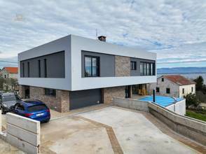 Thumbnail von Luxuriöse Villa mit Meerblick in 2. Reihe zum Meer, Insel Ugljan