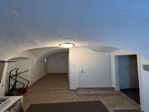 Thumbnail von Historic house with potential and land for development (auction process)