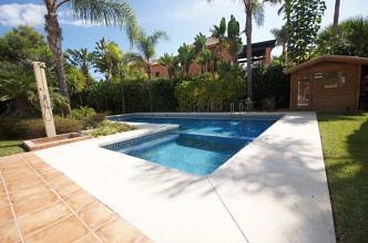 Thumbnail von villa for sale in - Puerto Banus