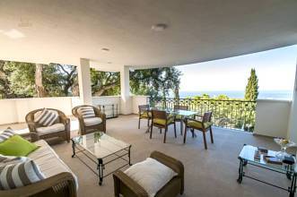 Thumbnail von villa for sale in - Altos de los Monteros