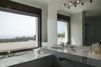 Thumbnail von villa for sale in - Altos de los Monteros