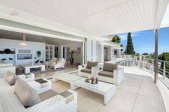 Thumbnail von villa for sale in - El Madroñal