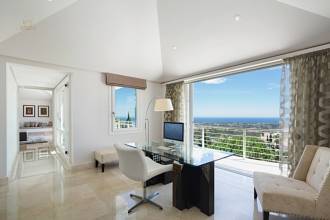 Thumbnail von villa for sale in - El Madroñal