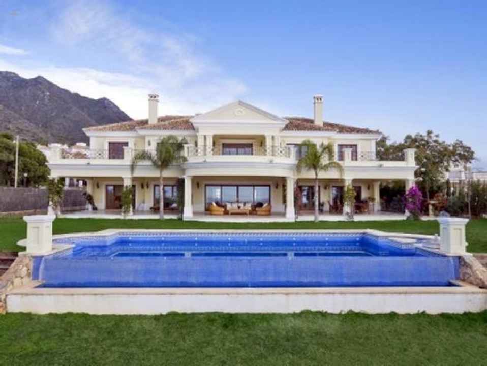 	 villa for sale in - Sierra Blanca 