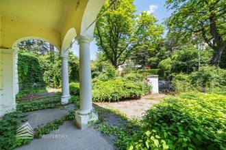 Thumbnail von Historische Villa mit Studie für Ausbauprojekt in Grinzinger Bestlage