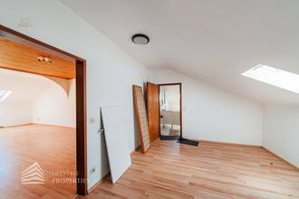 Thumbnail von Historische Villa mit Studie für Ausbauprojekt in Grinzinger Bestlage