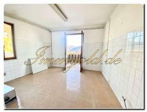 Thumbnail von Immogold räumiges Einfamilienhaus in ruhiger und sonniger Lage zum renovieren