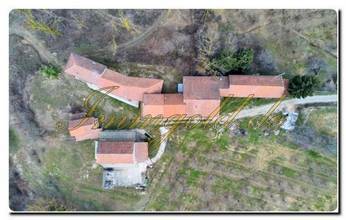 Thumbnail von Kompletter Weiler mit mehreren Bauwerken in ruhiger Lage