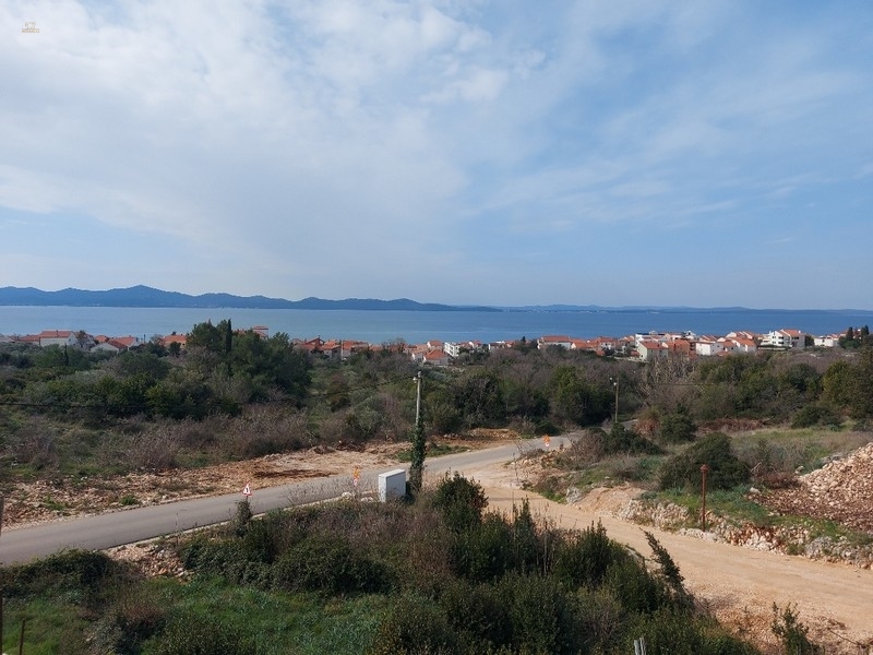 Einfamilienhaus zur Fertigstellung mit Meerblick, Region Zadar