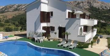 Thumbnail von Großzügiges Meerfamilienhaus mit Meerblick in Baska, Insel Krk