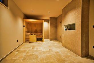 Thumbnail von Mediterrane Neubau-Villa mit Swimmingpool und Meerblick