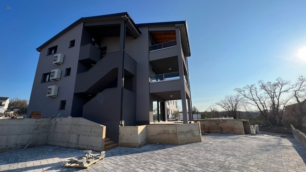 Thumbnail von Neue Wohnung mit Meerblick