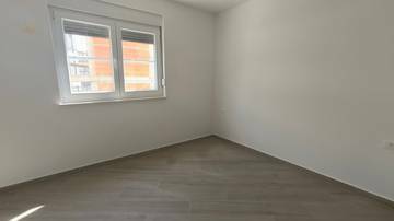 Thumbnail von Modernes Penthouse mit großer Terrasse und Meerblick