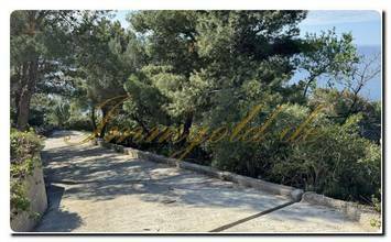 Thumbnail von Aparte Neubau-Villa mit Meerblick und Grundstück.