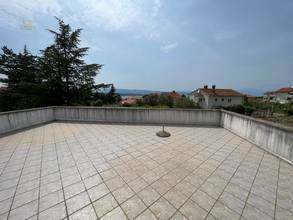 Thumbnail von 2 Häuser auf einem Grundstück