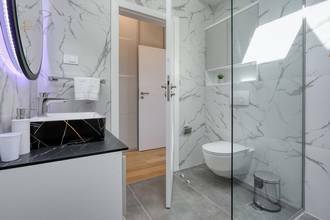 Thumbnail von Exklusive und hochwertige Villa mit Pool in Nin, Region Zadar