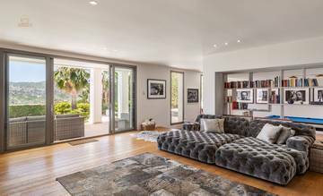 Thumbnail von Moderne State-of-the-art Villa mit schönem Meerblick und Swimmingpool