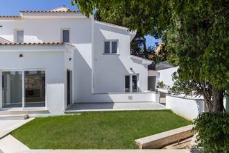 Thumbnail von Exklusive Villa mit großer Dachterrasse und Meerblick in Genova