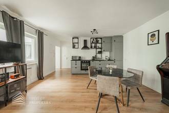 Thumbnail von Volledig gerenoveerd huis met 4 eenheden en onafgewerkte zolder, nabij Sternwartepark